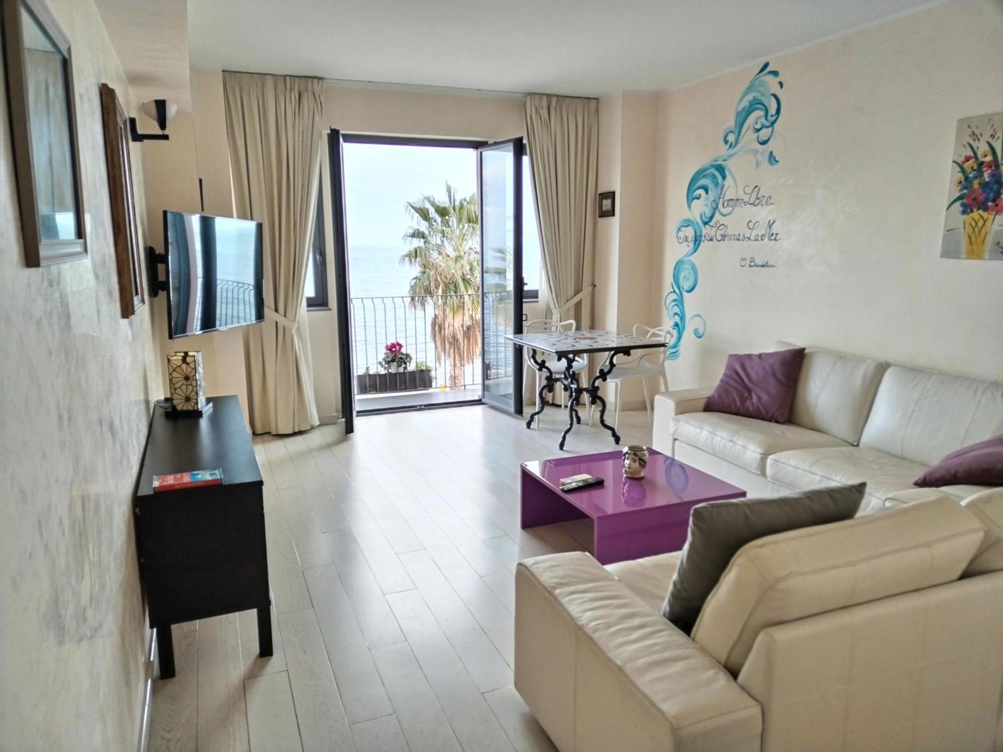 Mar Dei Poeti - Luxury Suites Torre Archirafi Exteriör bild